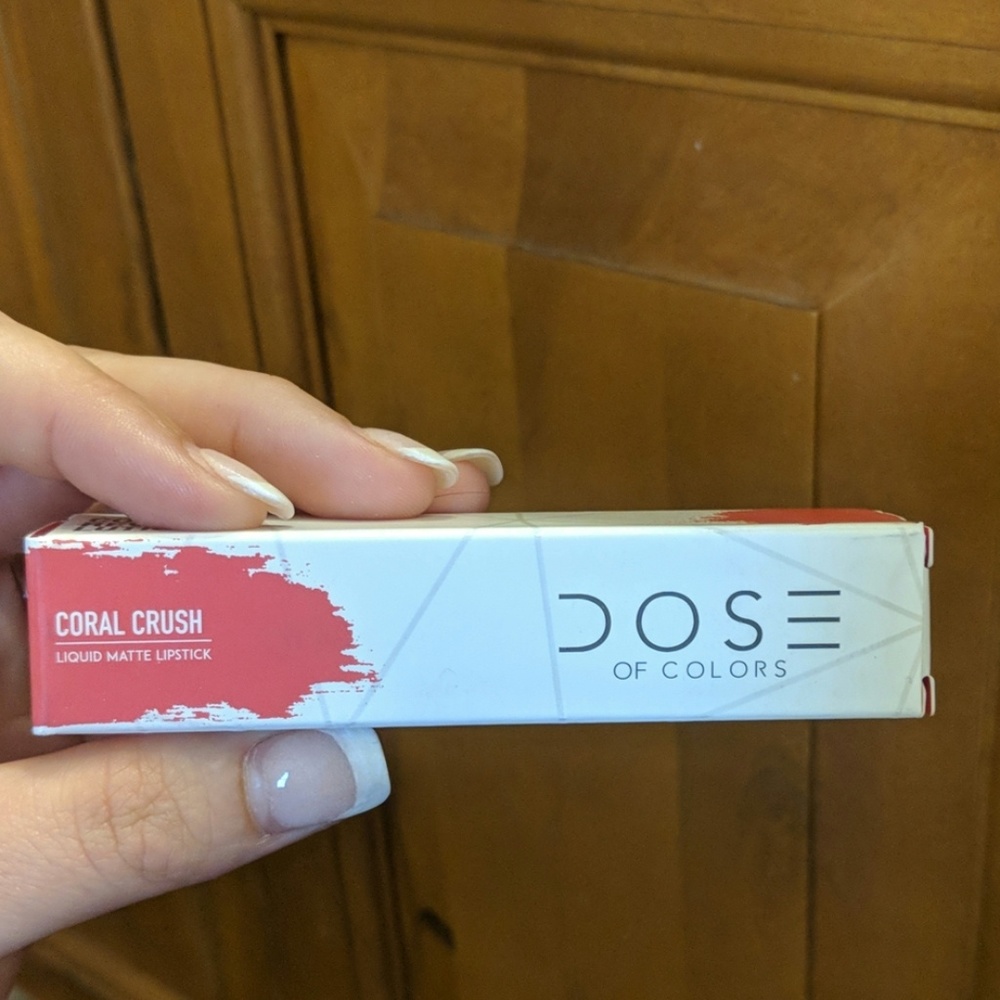 Dose matte lipstick